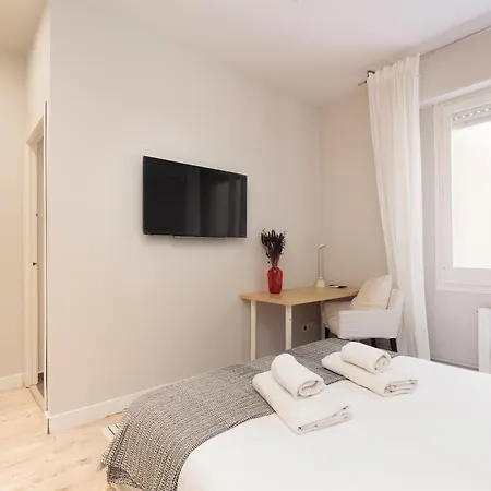 Apartment Letsgo Diagonal Avenue